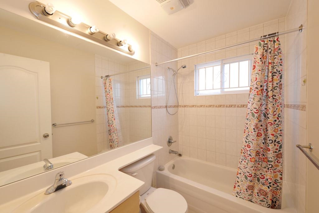 Additional image 3 of Lower-7 69th Avenue W, Vancouver, BC, V6P 2W3