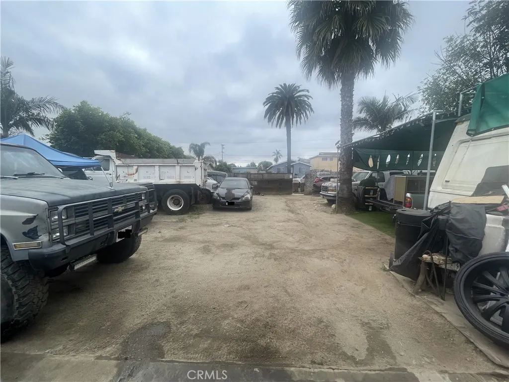 Additional image 13 of 1143 W 101st St, Los Angeles, CA 90044