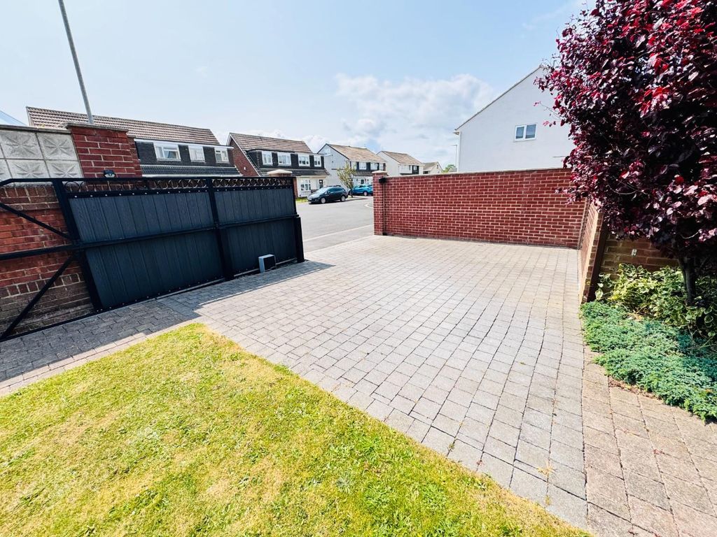 Additional image 40 of 4 bed detached house for saleWainwright Walk, Seaton Carew, Hartlepool TS25
