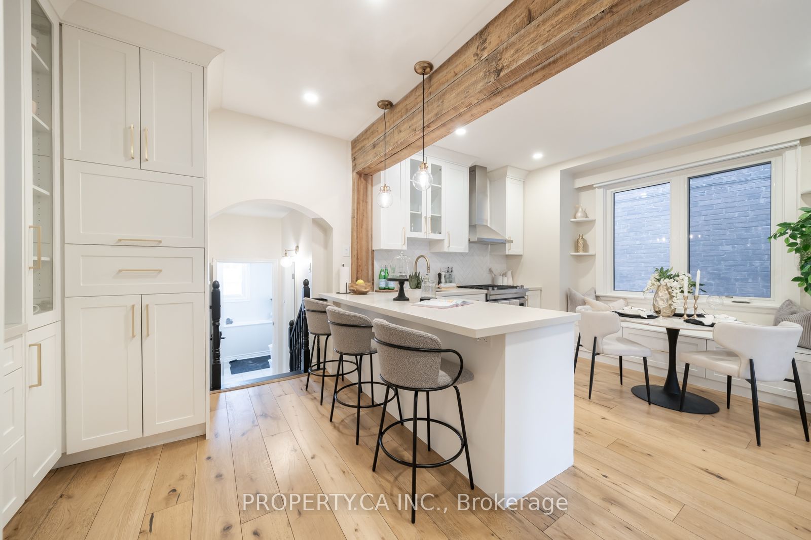 135 Sellers Avenue, Toronto, ON, M6E 3V1