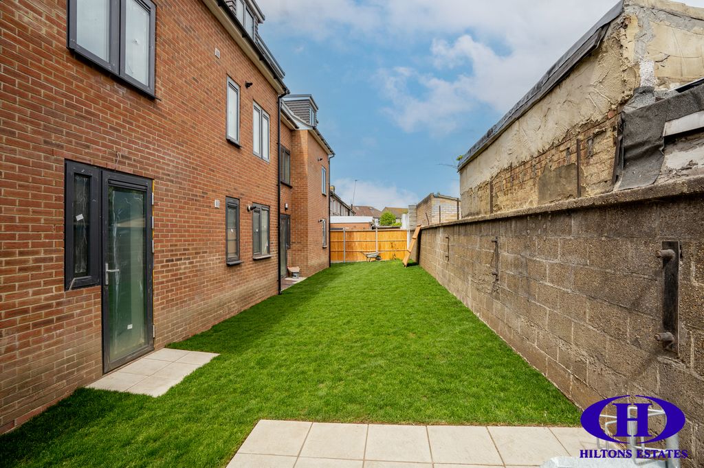 Additional image 3 of Land for saleEndsleigh Road, Southall UB2