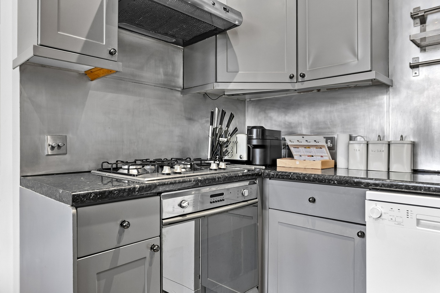 Additional image 37 of 2 Bed Flat, Gunterstone Road, W14, N1 7GU