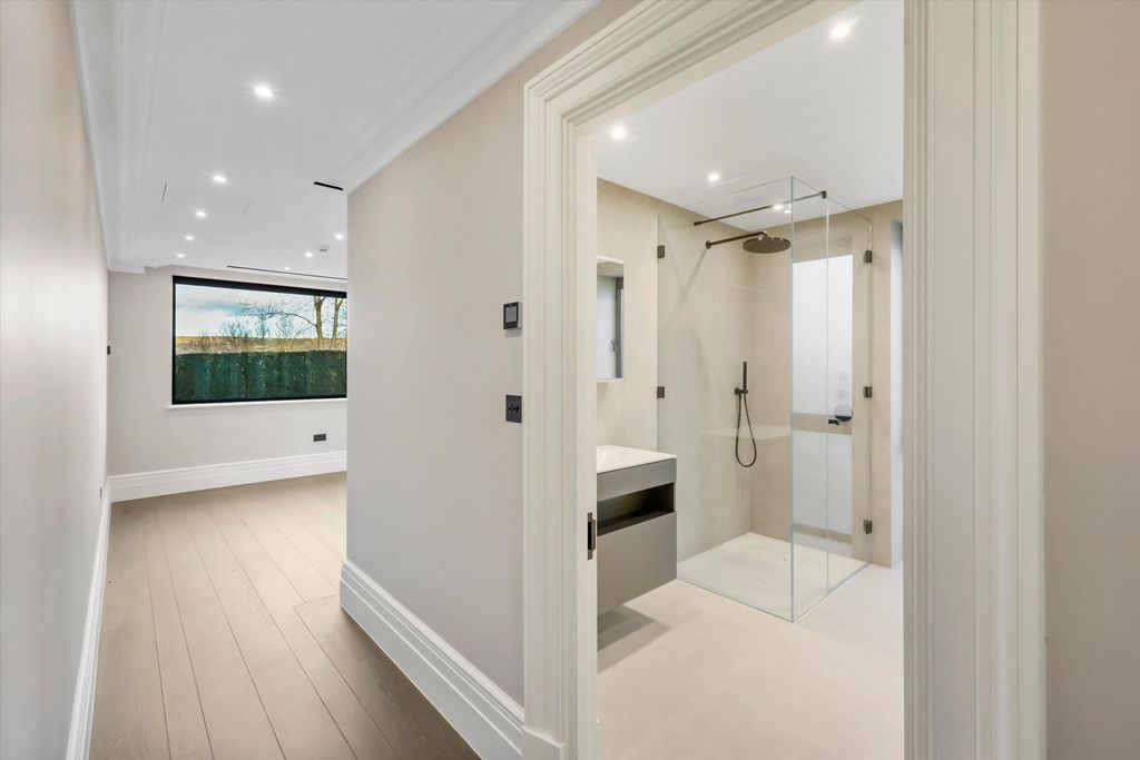 Additional image 25 of 6 bed detached house for saleSovereign View, Charlton Kings, Cheltenham, Gloucestershire GL52