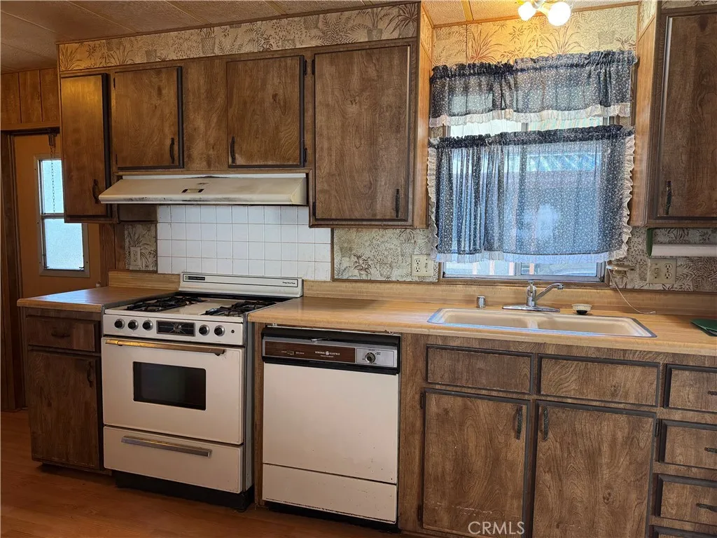 Additional image 107 of 2776 Lakeshore Blvd, Lakeport, CA 95453