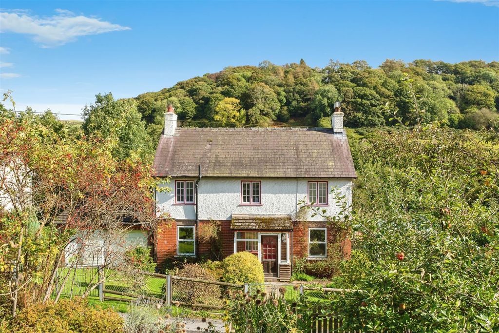 3 bed property for saleLlangunllo, Knighton, Knighton LD7