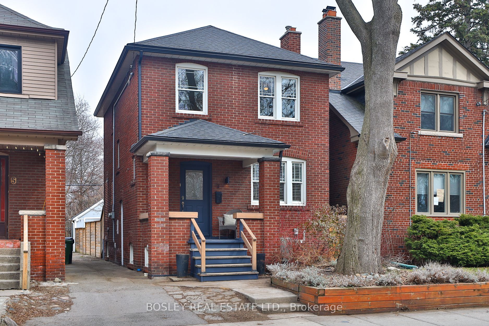 3 Phin Avenue, Toronto, ON, M4J 3T1
