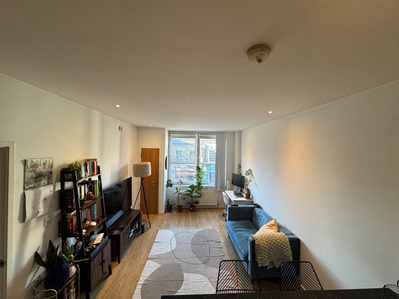 1 Bed Flat, Coldharbour Lane, SW9, N1 7GU