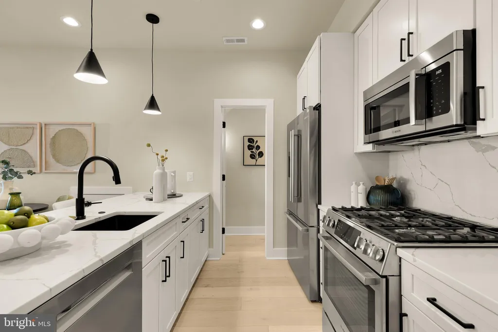 Additional image 7 of 422 Warner Street NW, Washington, DC 20001