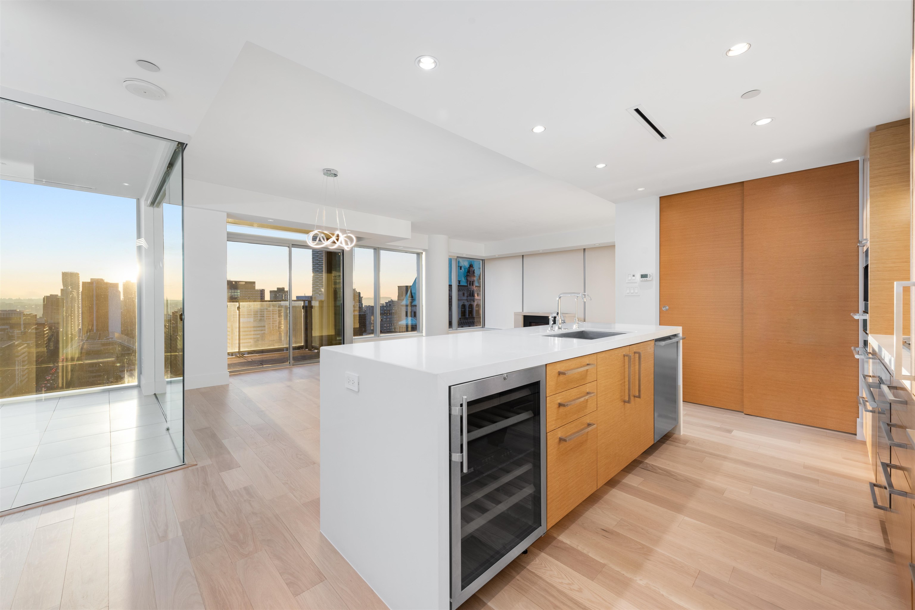 Additional image 4 of 2301-667 Howe Street, Vancouver, BC, V6C 0B5