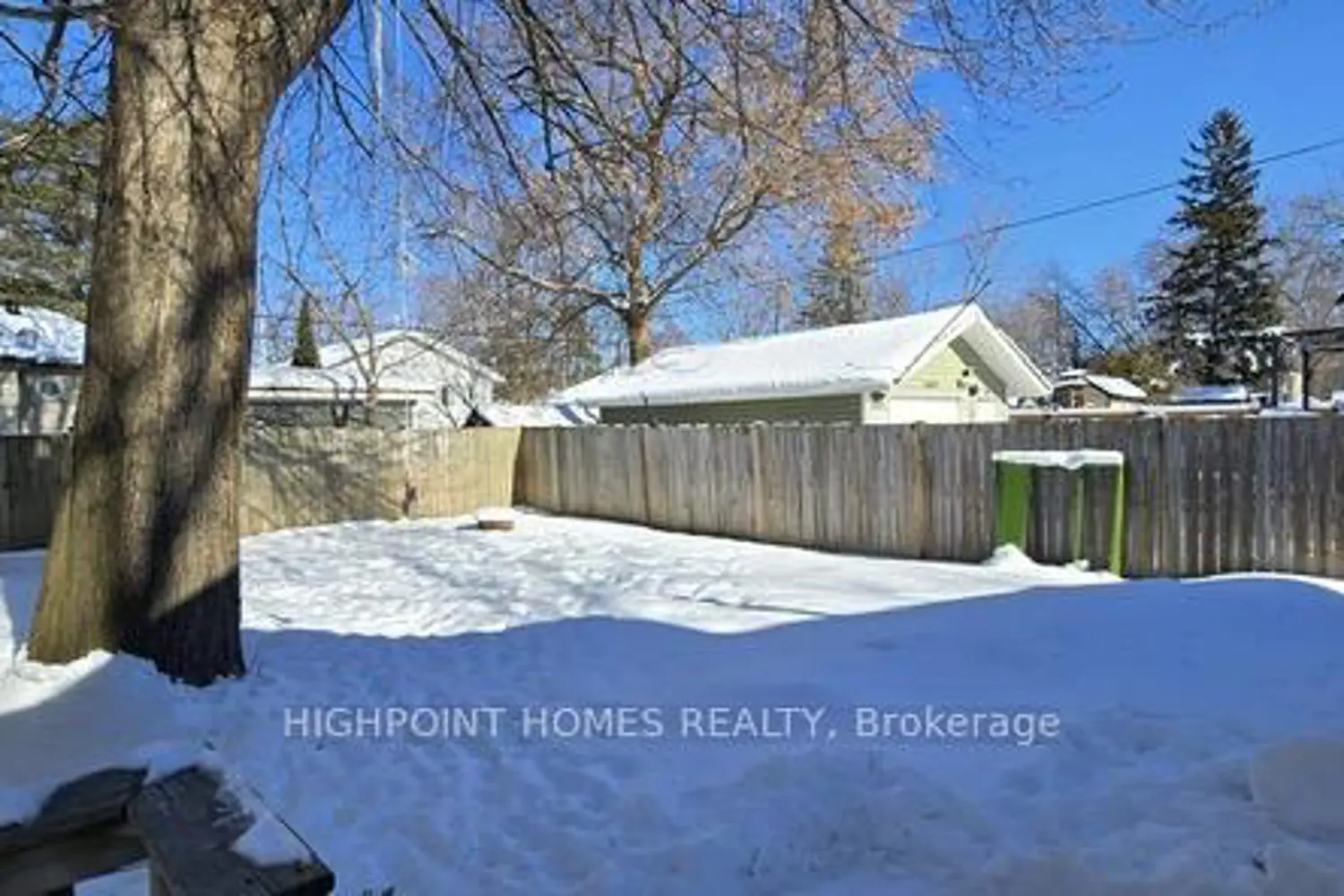 138 Spring Road photo 3