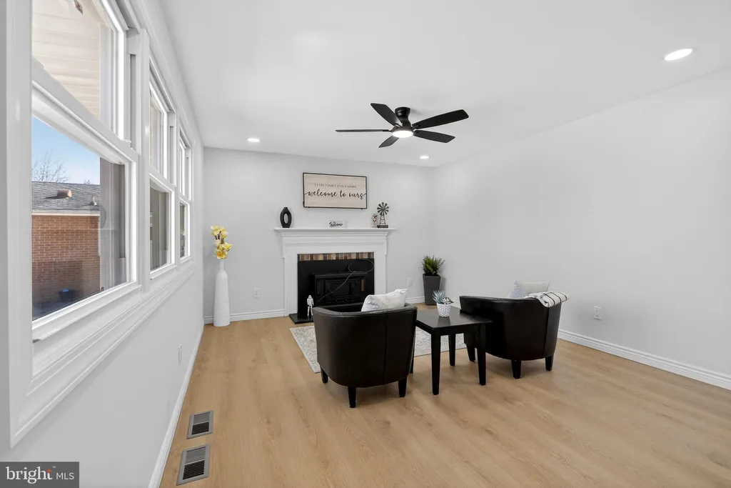 Additional image 8 of 6 Thornhollow Road, Newark, DE 19711