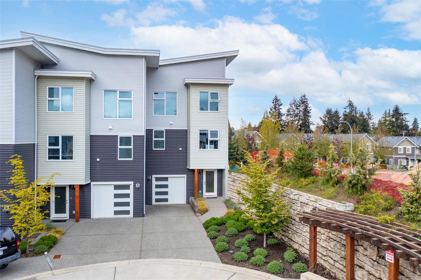 Additional image 2 of 106-1800 Summerhill Place, Nanaimo, BC, V9S 0C7