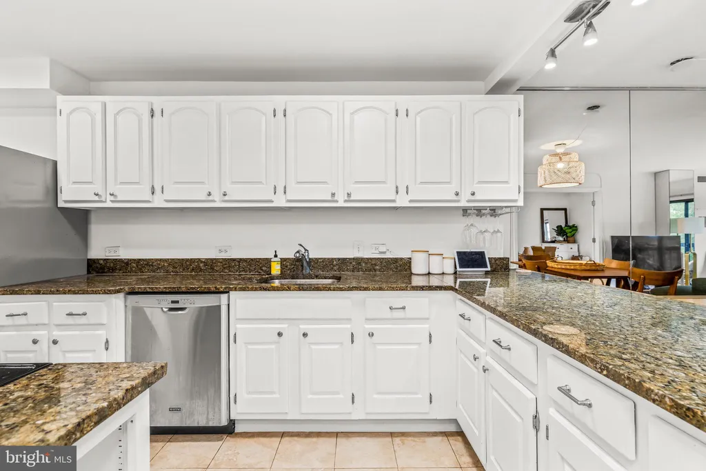 Additional image 7 of 1001 26th Street NW Unit 306, Washington, DC 20037