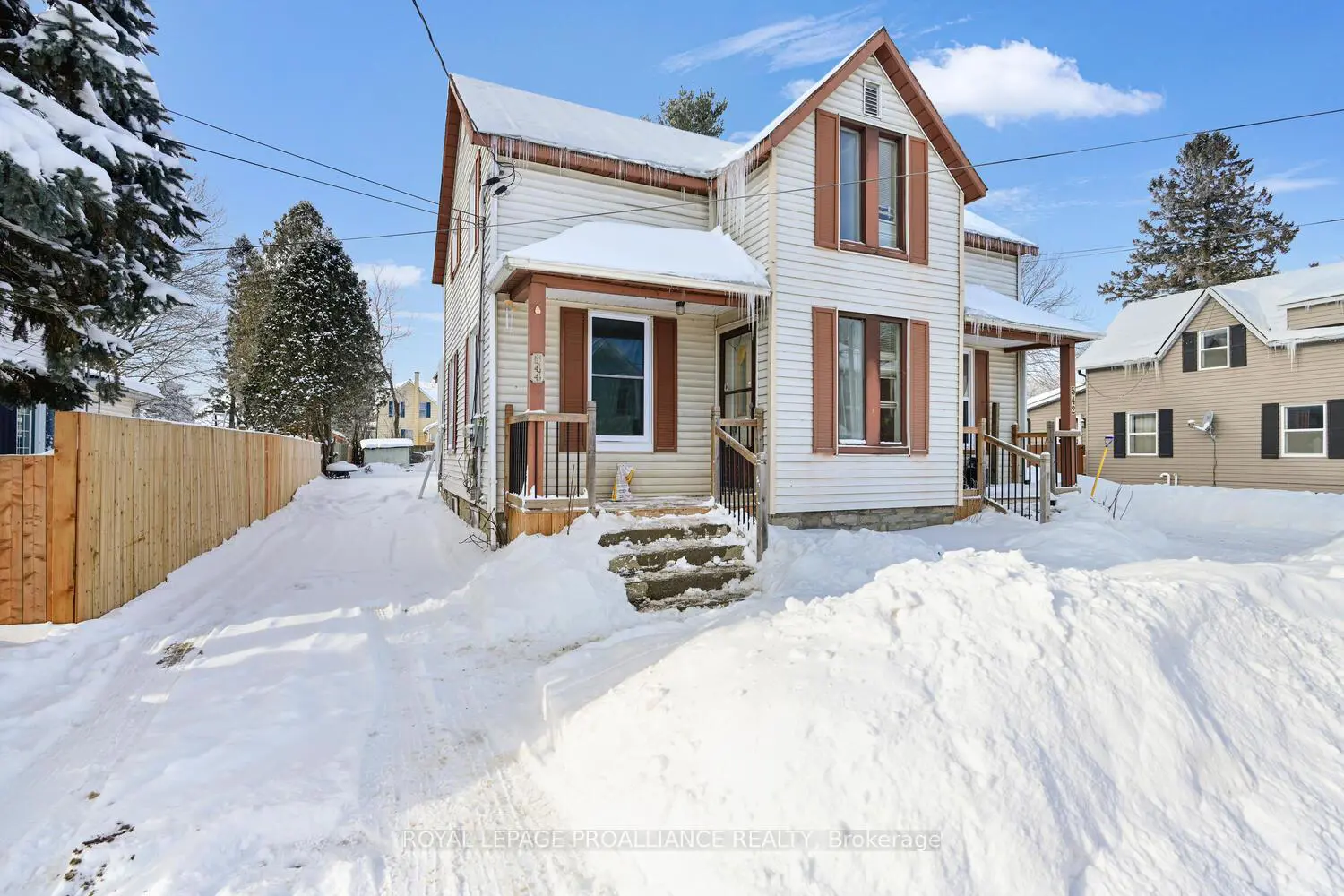 542-544 Middle Street photo 2