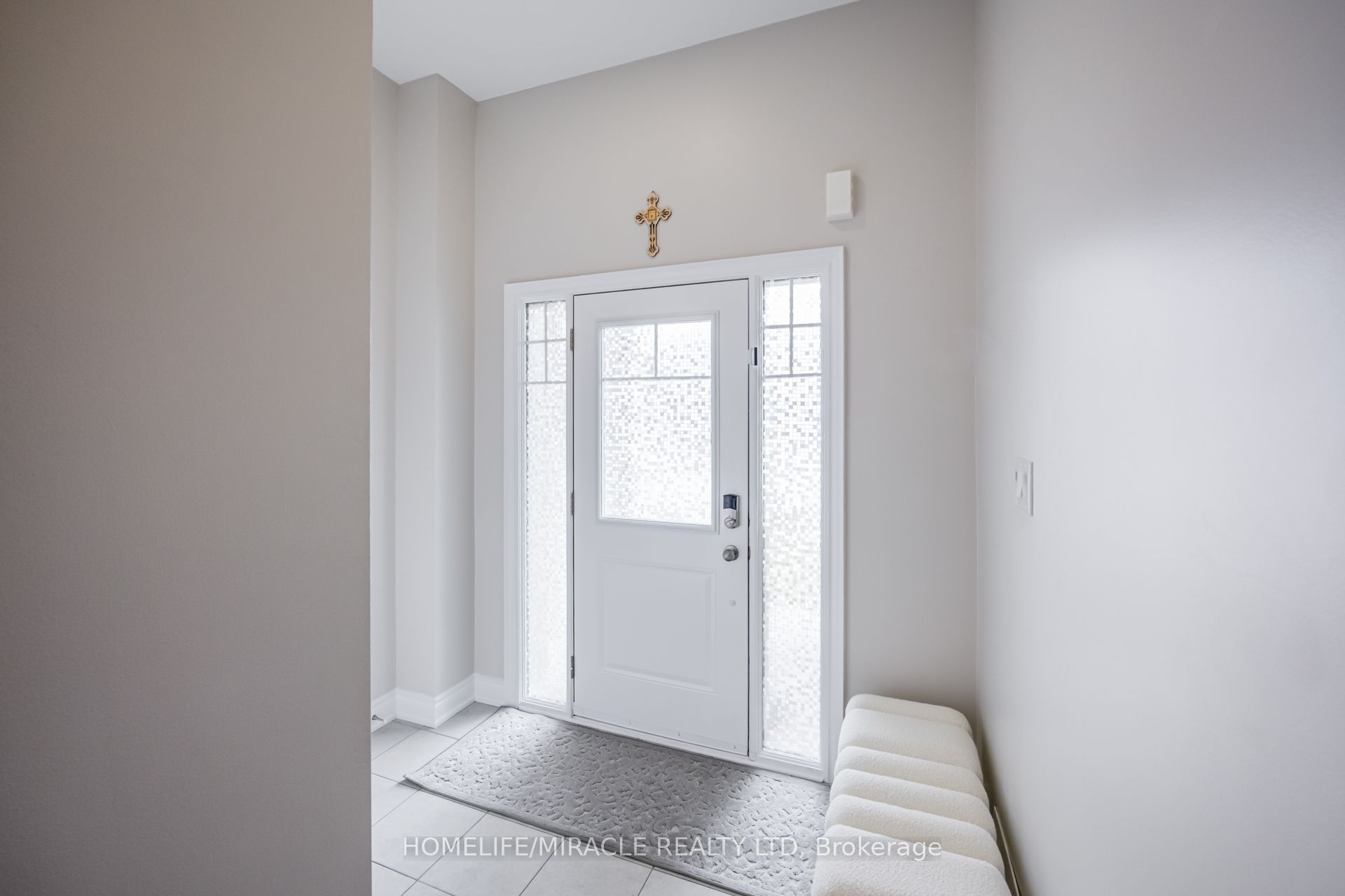 Additional image 5 of 16 Arnold Crescent, New Tecumseth, ON, L6R 0T6