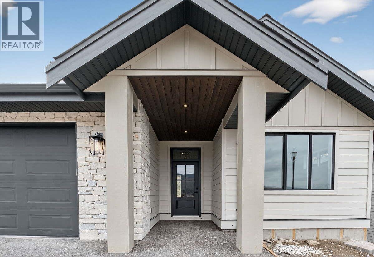 2125 Montenegro Drive, Kelowna, BC, V1P0B2