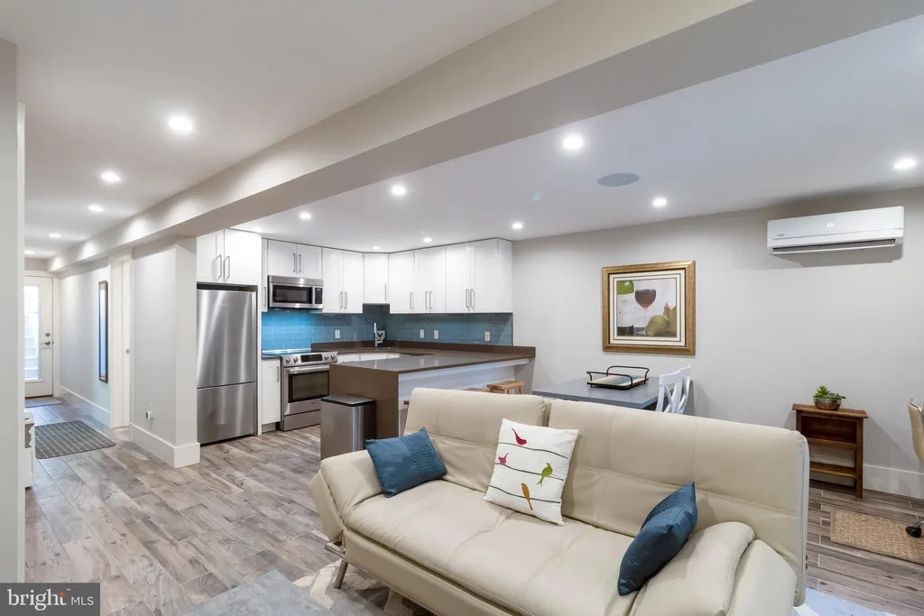 Additional image 22 of 4514 15th Street NW Unit B, Washington, DC 20011