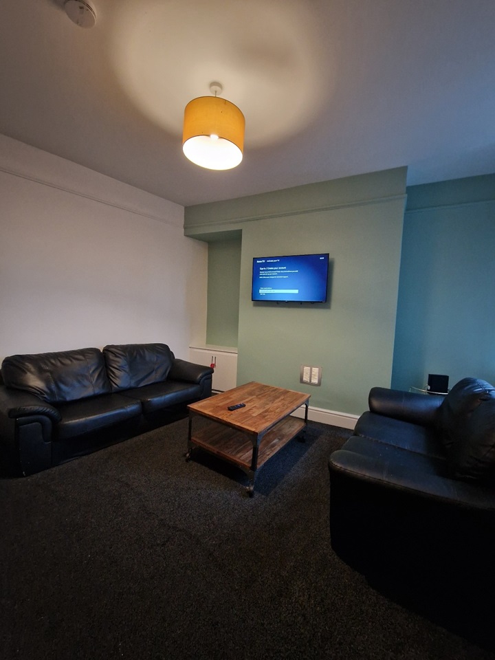 Additional image 3 of Room in a Shared House, Lower Broughton Road, M7, N1 7GU