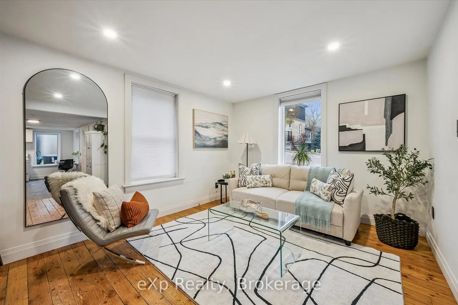 Additional image 11 of 20 Bergey Street