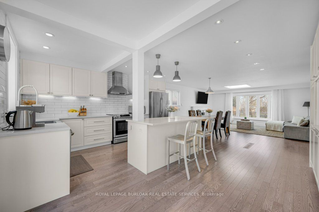 Additional image 4 of 628 Ardleigh Crescent, Burlington, ON, L7L 4K8