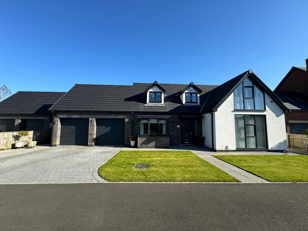 4 bed detached bungalow for saleConroy Close, Hartlepool TS26
