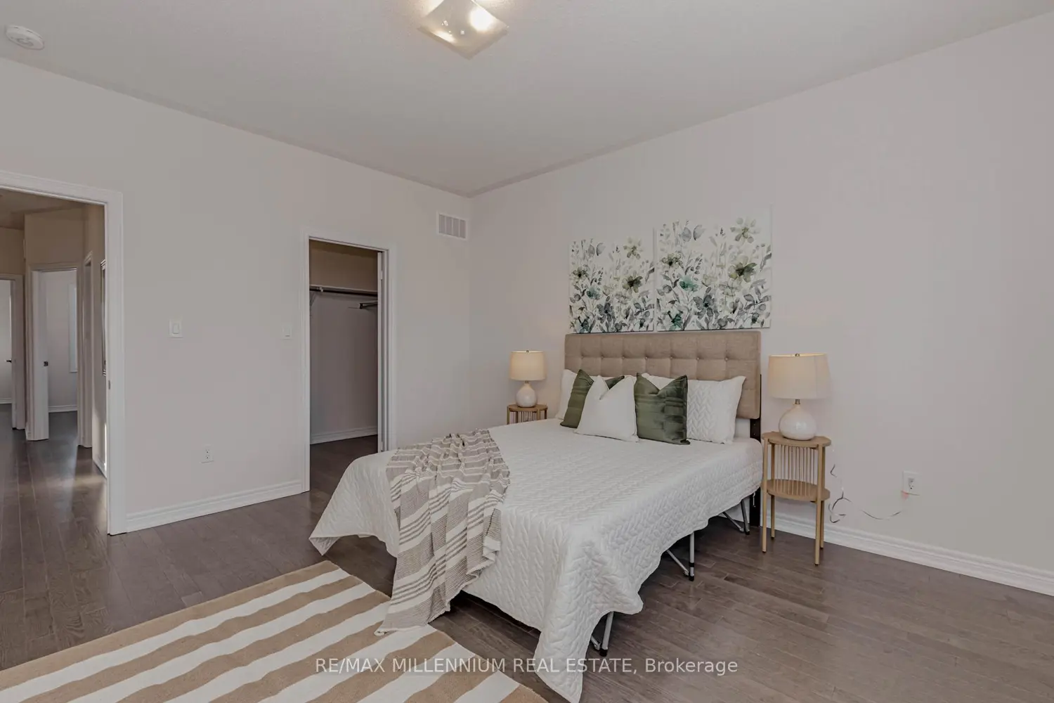 Additional image 13 of 25 Sapwood Crescent