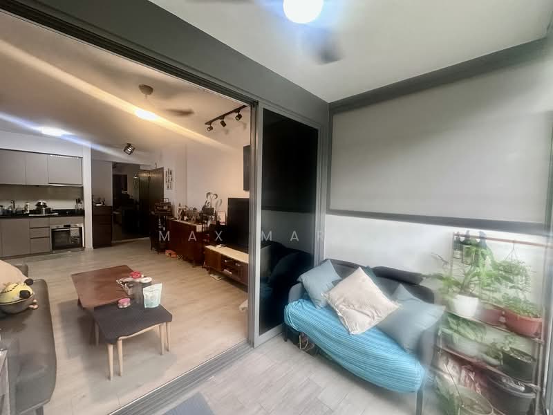 174 Canberra Drive photo 3