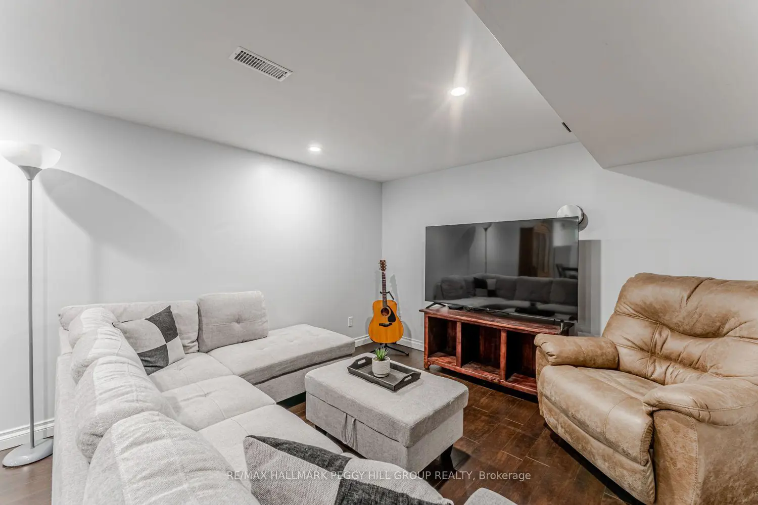 Additional image 11 of 1096 Sunnidale Road