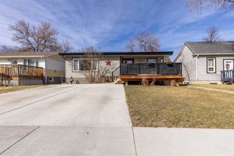 Additional image 8 of 1907 7a Avenue N, Lethbridge, AB, T1H 0Z8