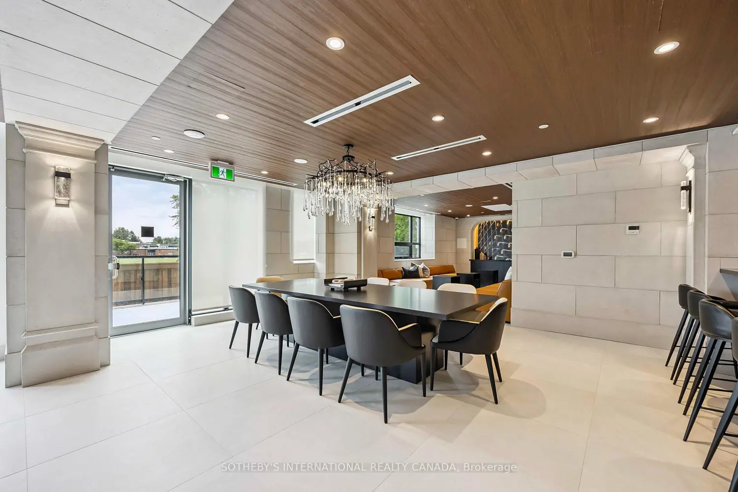 Additional image 12 of 2075 King Road 405