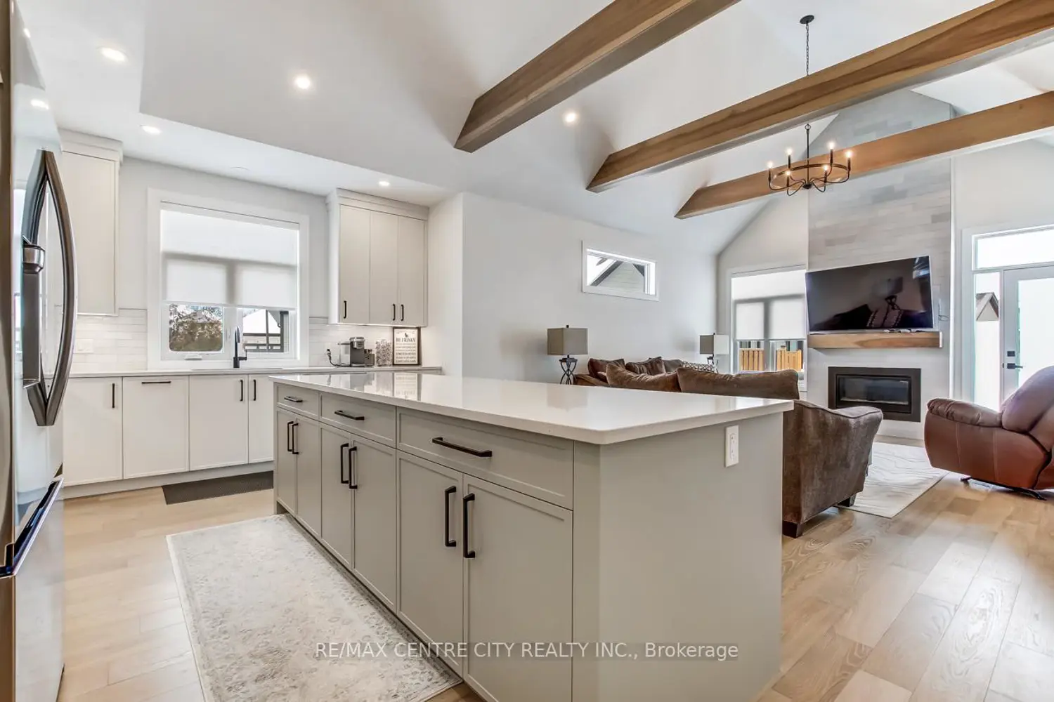 Additional image 10 of 63 Compass Trail 35