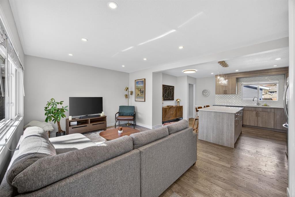 Additional image 5 of 208 78 Avenue SE, Calgary, AB, T2H 1C4