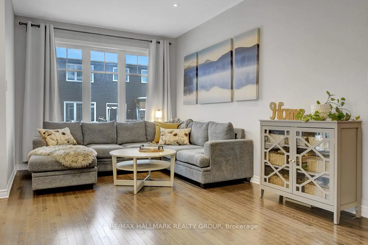 Additional image 3 of 729 Hazelnut Crescent