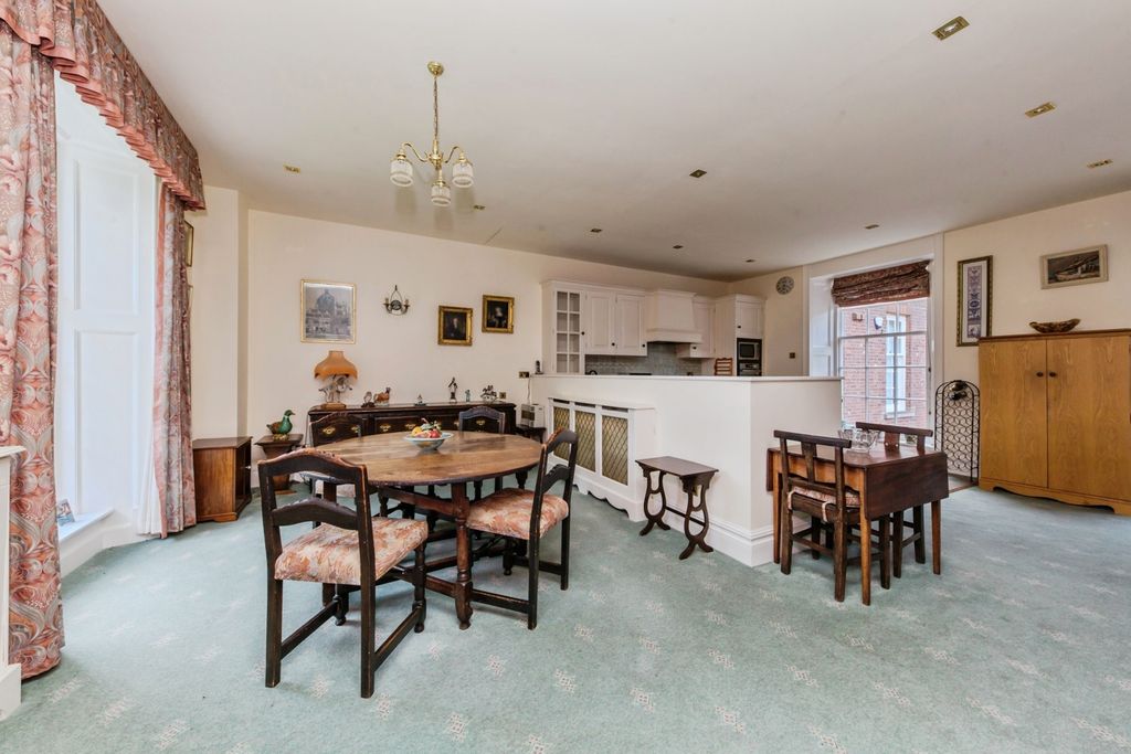 Additional image 8 of 2 bed flat for saleChurch Lane, Gawsworth, Macclesfield, Cheshire SK11