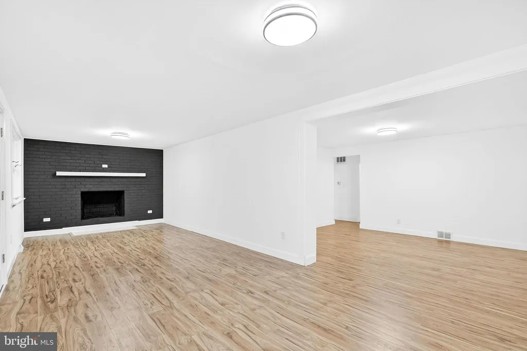 Additional image 5 of 4004 Oak Street, Wilmington, DE 19808