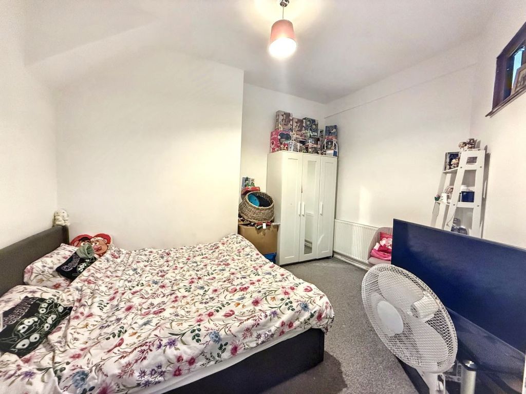 Additional image 10 of 10 bed flat for sale36A-36E High Street, Blaina NP13