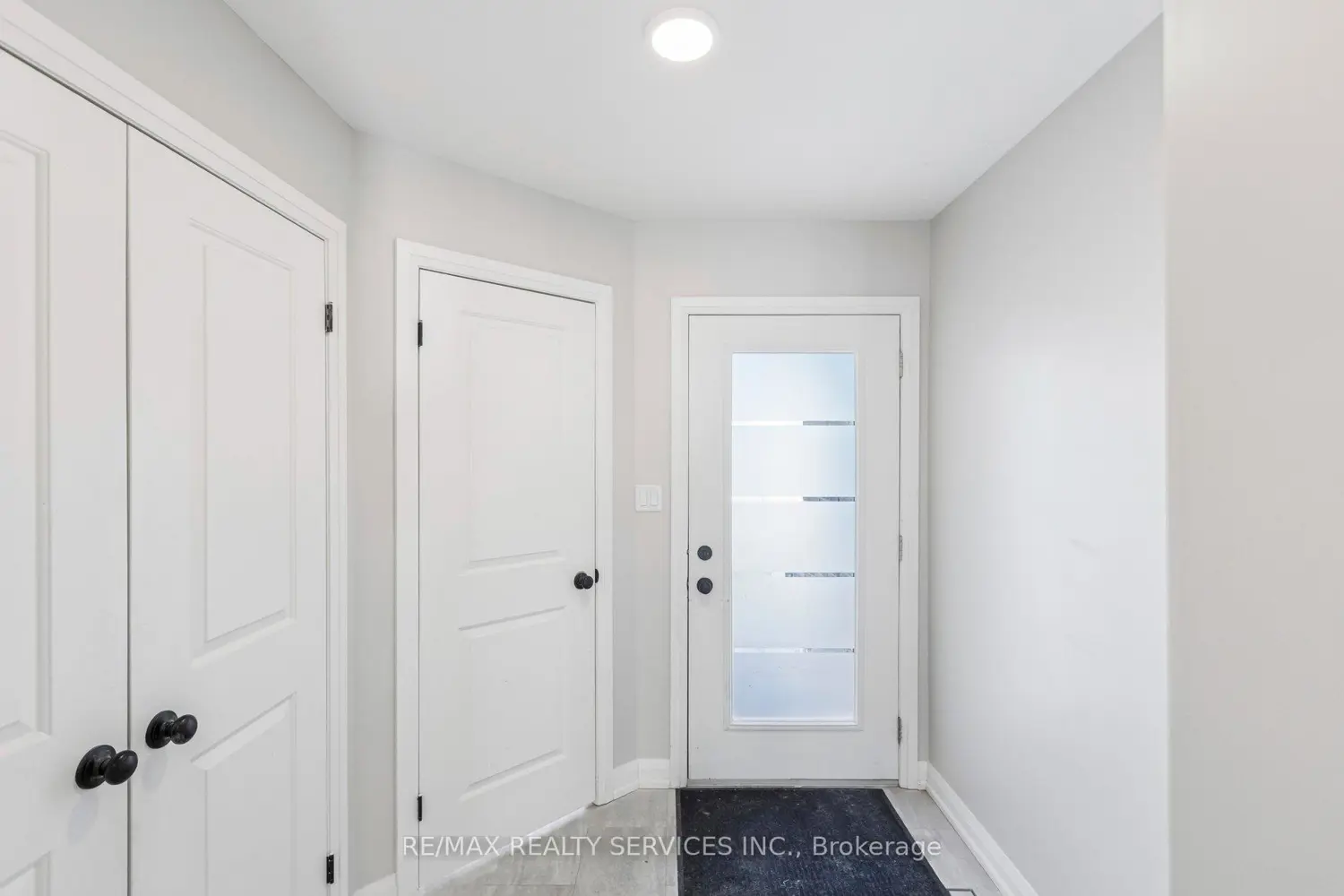 133 Jefferey Way photo 2