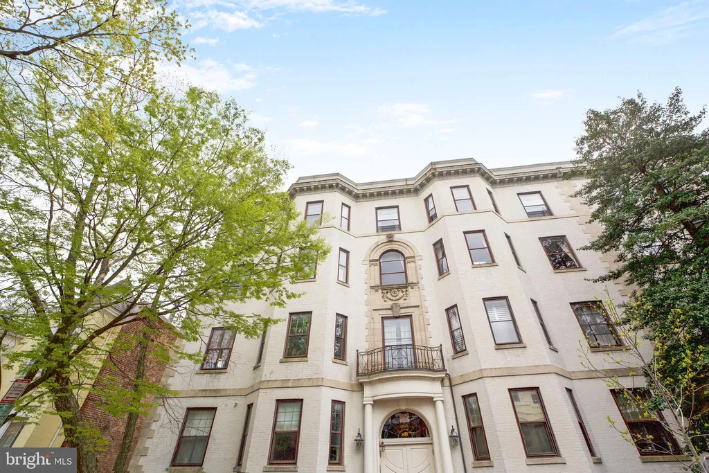 3014 Dent Place NW Unit 42E, Washington, DC 20007 photo 2