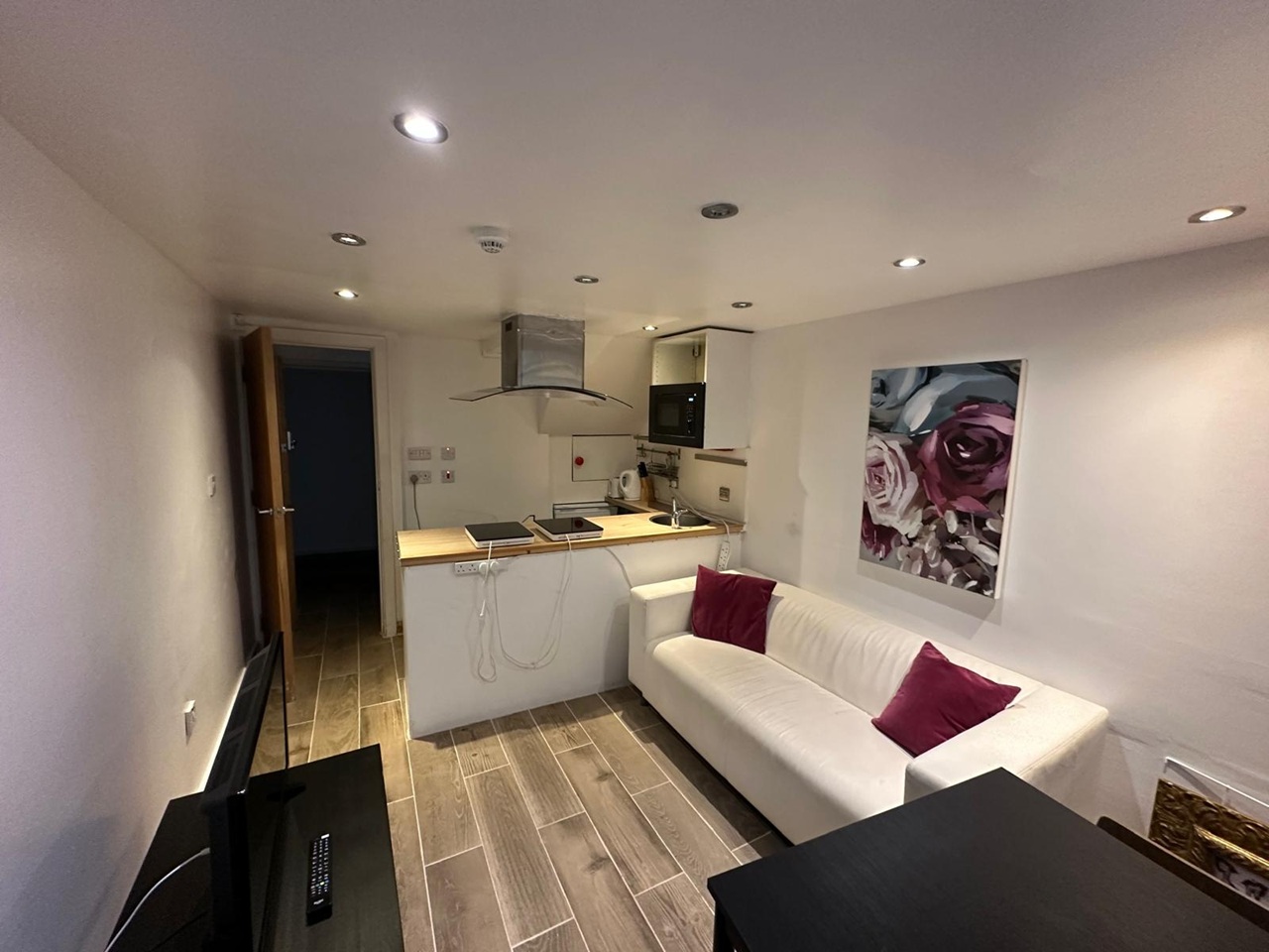 1 Bed Maisonette, Meanwood, LS6, N1 7GU