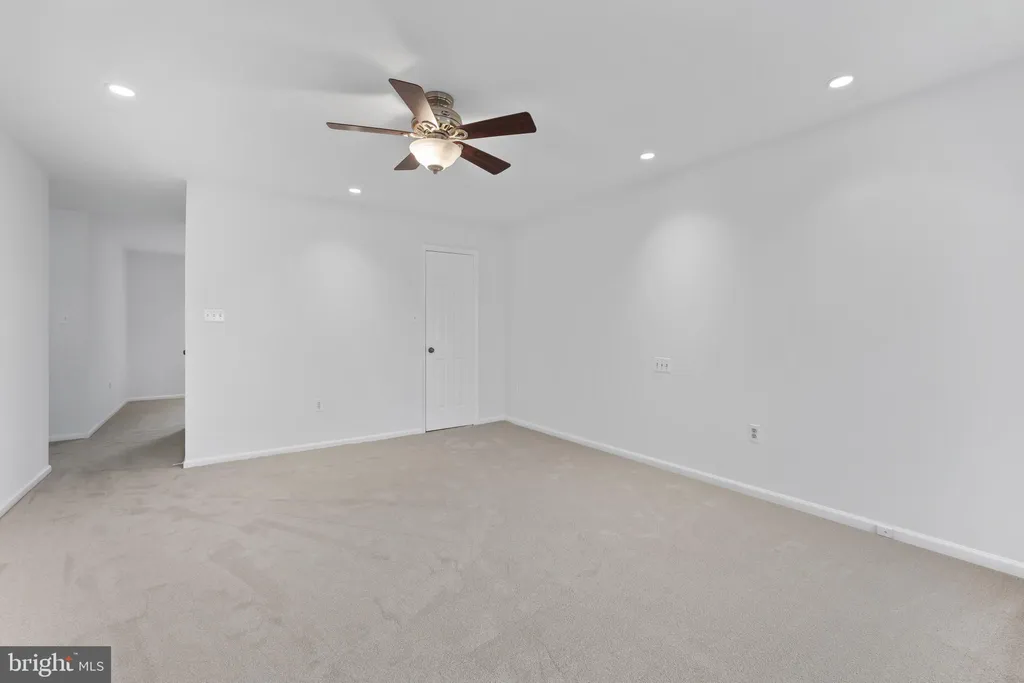 Additional image 24 of 7425 Royal Dominion Drive, Bethesda, MD 20817