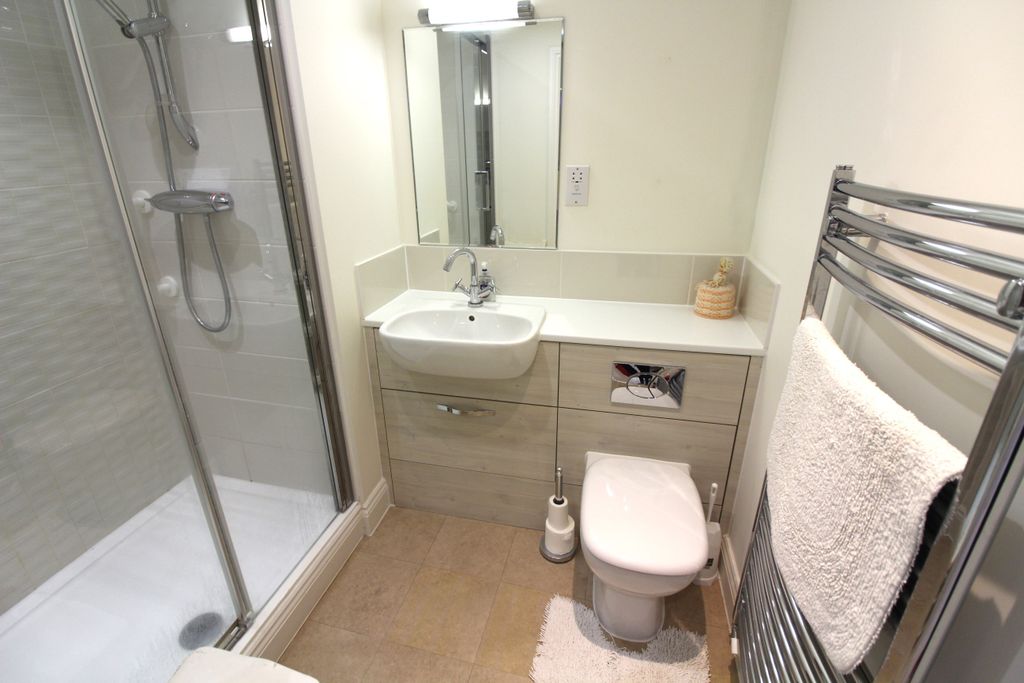 Additional image 11 of 3 bed flat for salePenhurst Gardens, Chipping Norton OX7