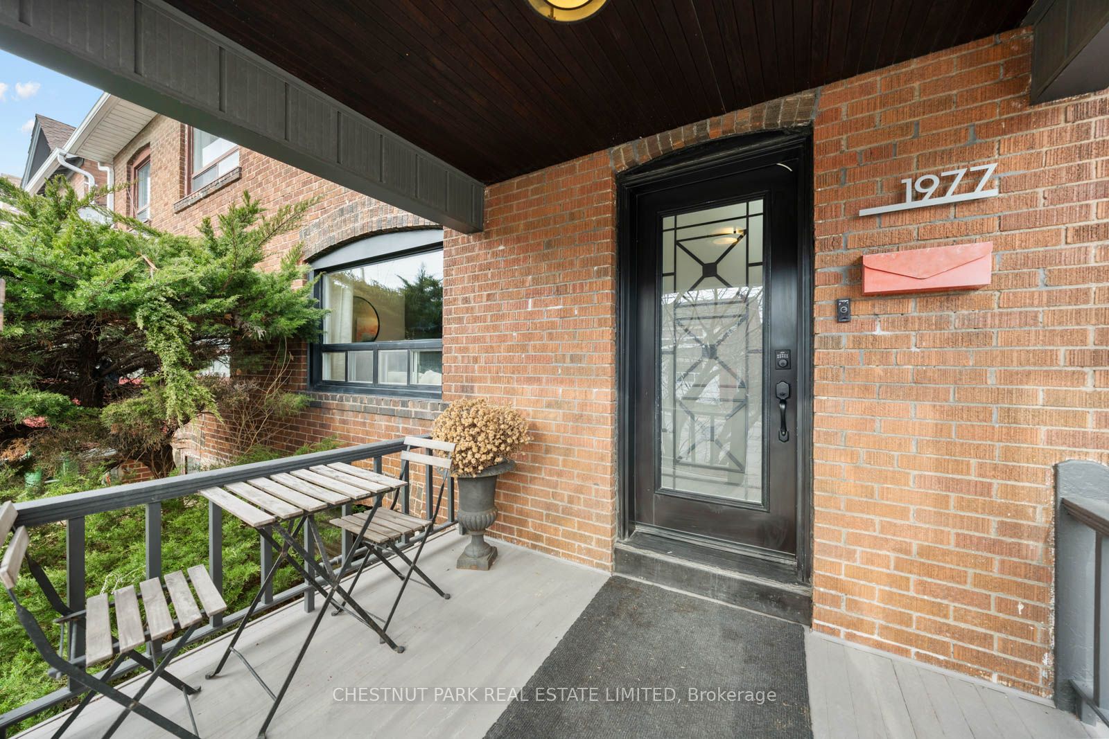 Additional image 3 of 1977 Dufferin Street, Toronto, ON, M6E 3P9