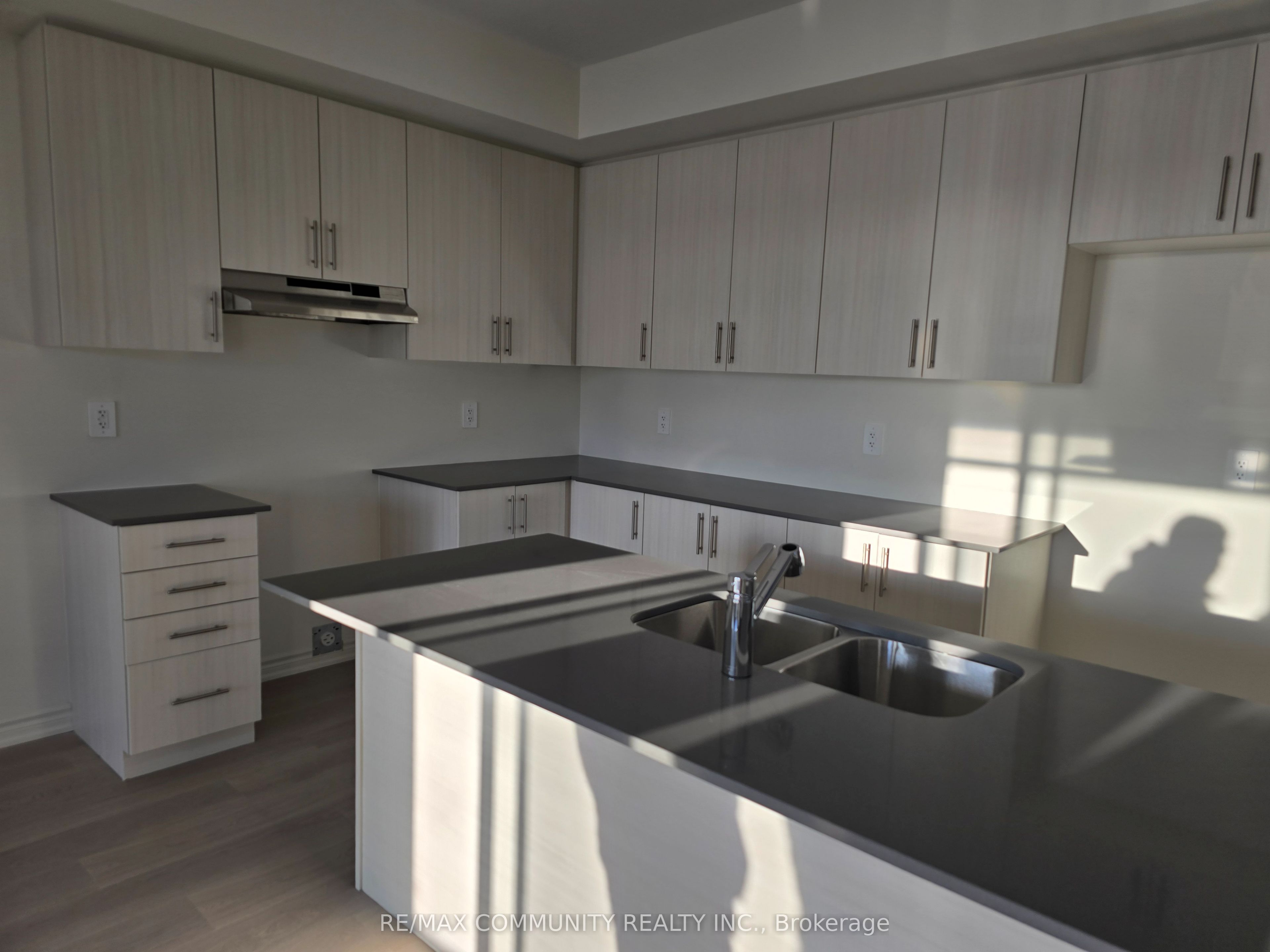 Additional image 2 of 79 Rackham Lane, Clarington, ON, L1E 0M3