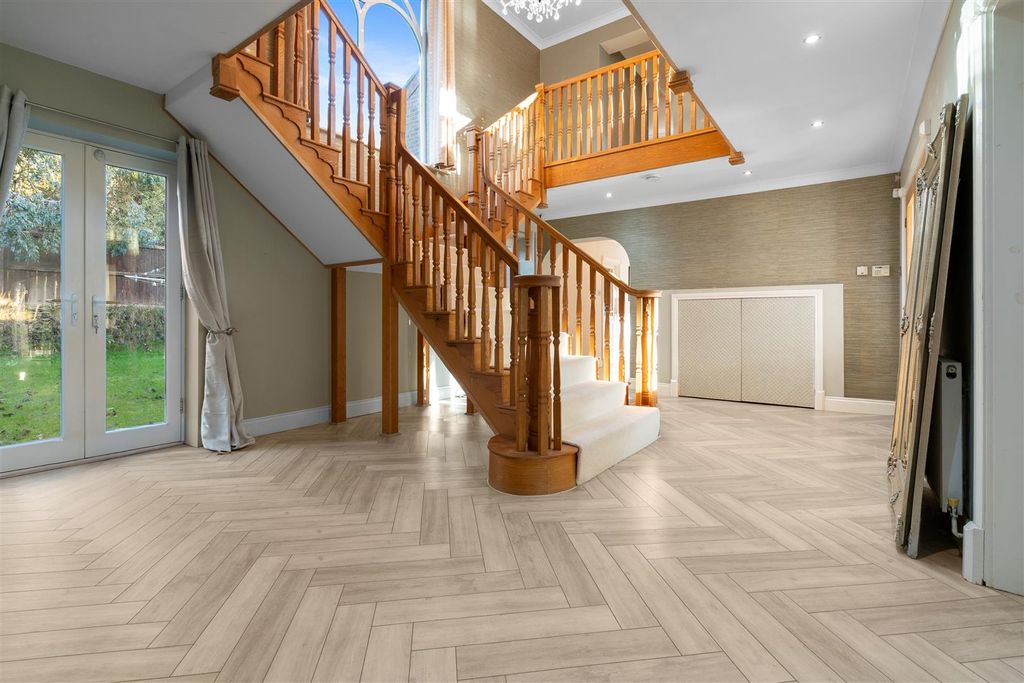 Additional image 12 of 6 bed detached house for salePark Drive, Hartlepool TS26