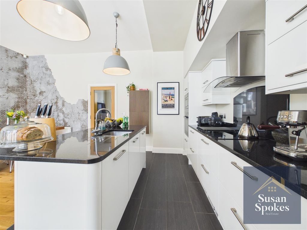 Additional image 9 of 3 bed flat for saleGrosvenor Lodge, Grosvenor Road, South Shields NE33