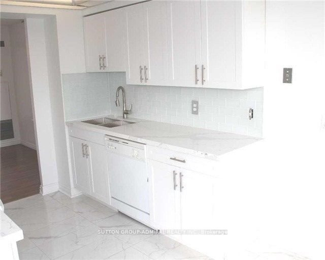 909-1121 Steeles Avenue W, Toronto, ON, M2R 3W7