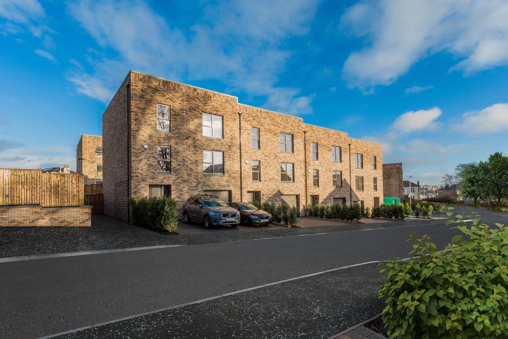Additional image 3 of 5 bed town house for sale"Rankine – Mid Terrace" at Off Southbrae Drive, Jordanhill, 1Pp G13