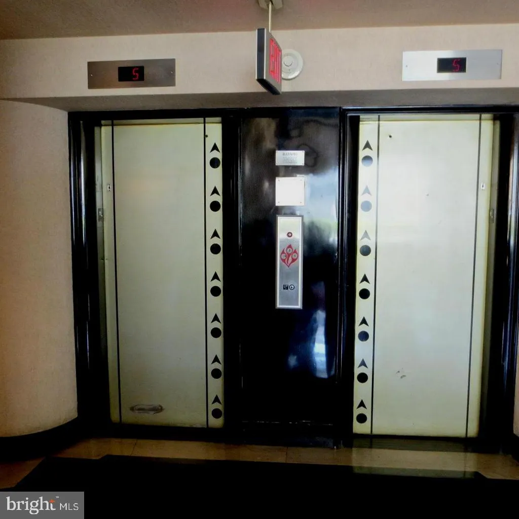 Additional image 5 of 1 Scott Cir NW Unit 118, Washington, DC 20036