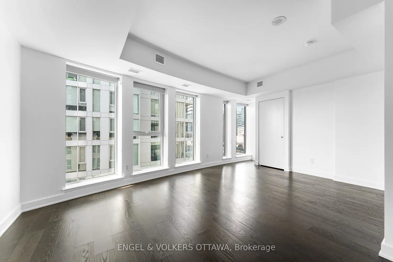 Additional image 9 of 40 Nepean Street 1104