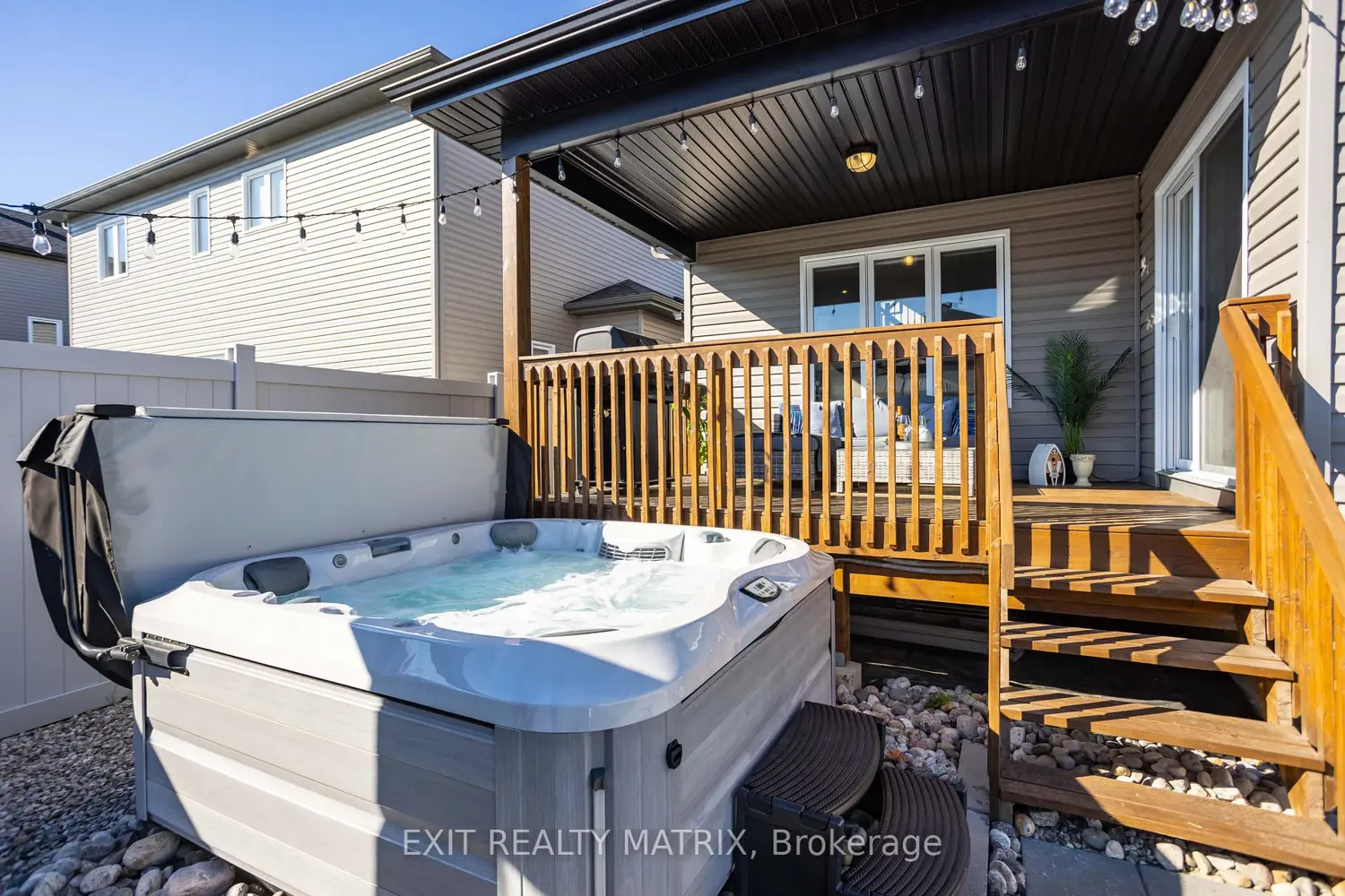 Additional image 16 of 521 Marseille Street